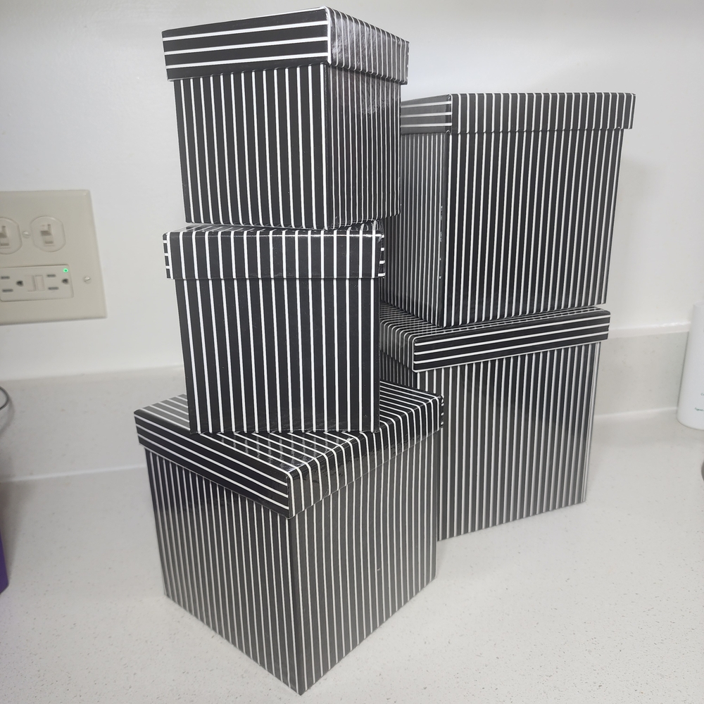 Set Of 5 Nesting Boxes Black and White Striped. For Gift Wrapping Or Storage
